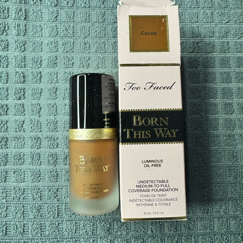 Too Faced Born This Way Foundation - Cocoa Shade